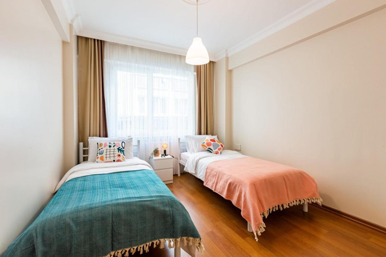 Colorful Apartment Near Popular Attractions In Sisli Istambul Extérieur photo